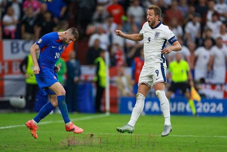 维尼修斯:全队都喜欢贝林厄姆 不可能批评克罗斯